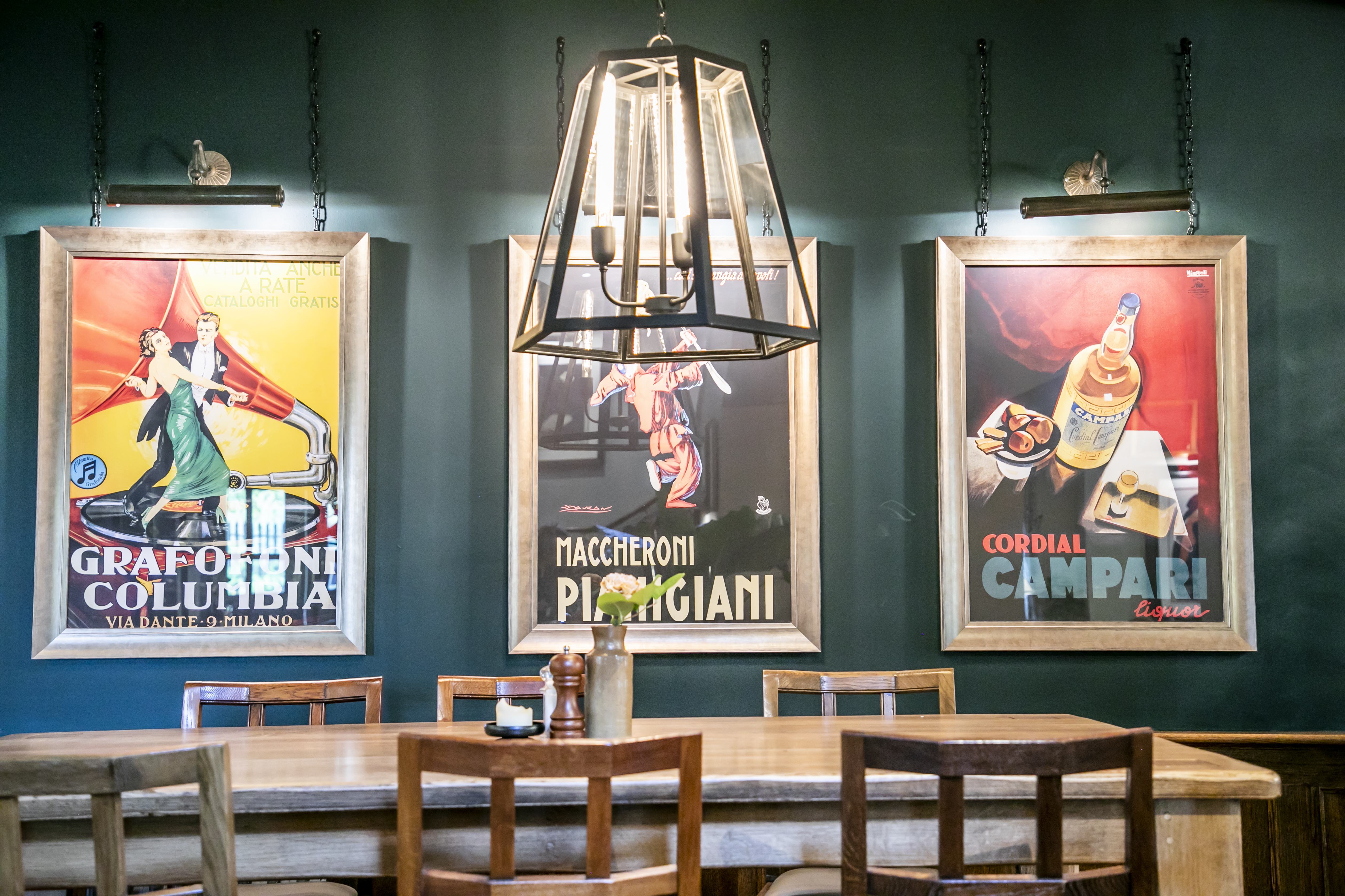 Image of The Telegraph Pub Putney London interior Artwork supplied and installed by Indigo Art Ltd